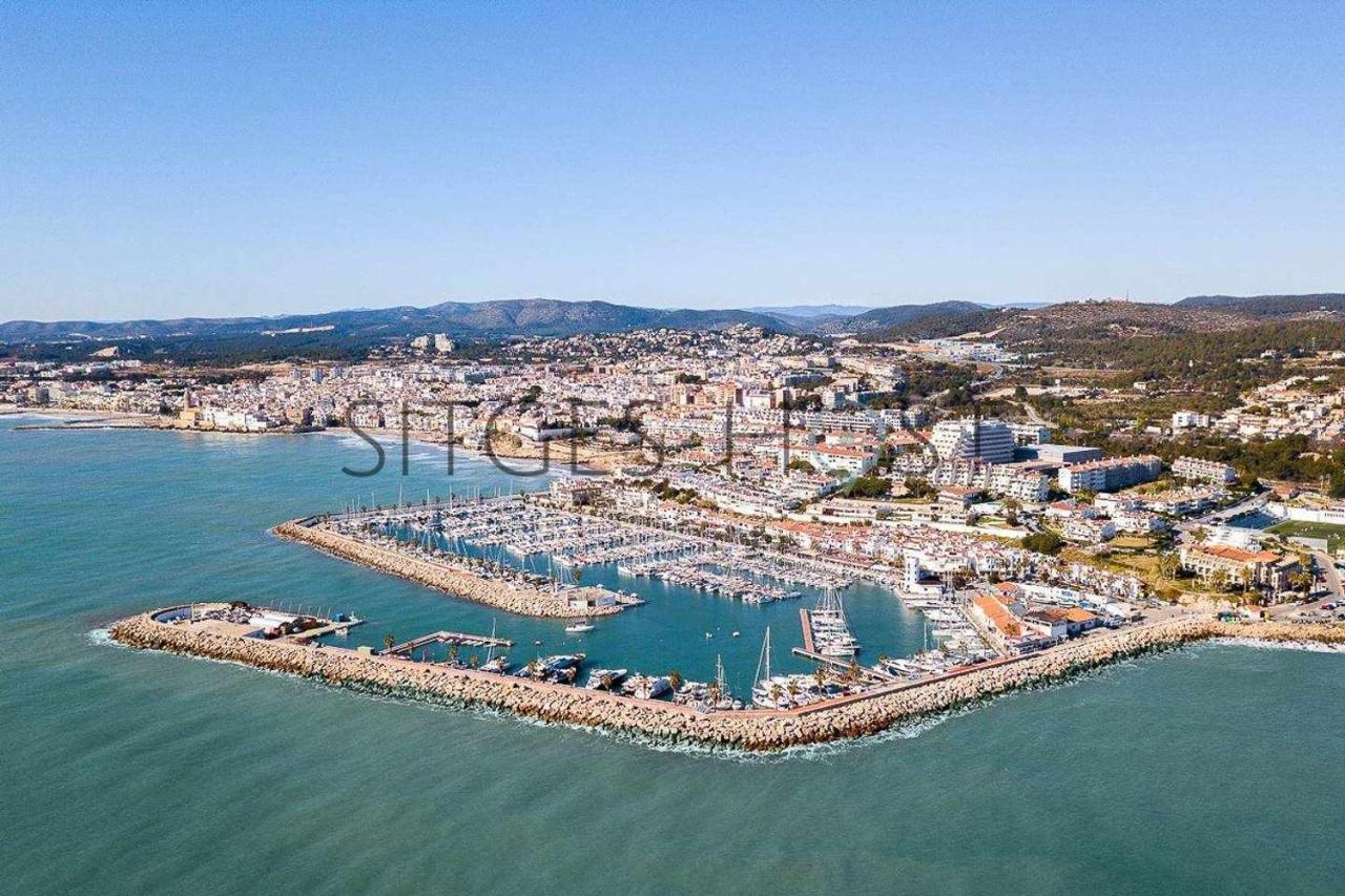 Alojate En Una Torre Sobre El Mar Appartement Sitges Buitenkant foto